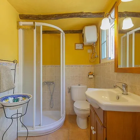 Matos Pool And Garden * Valleseco